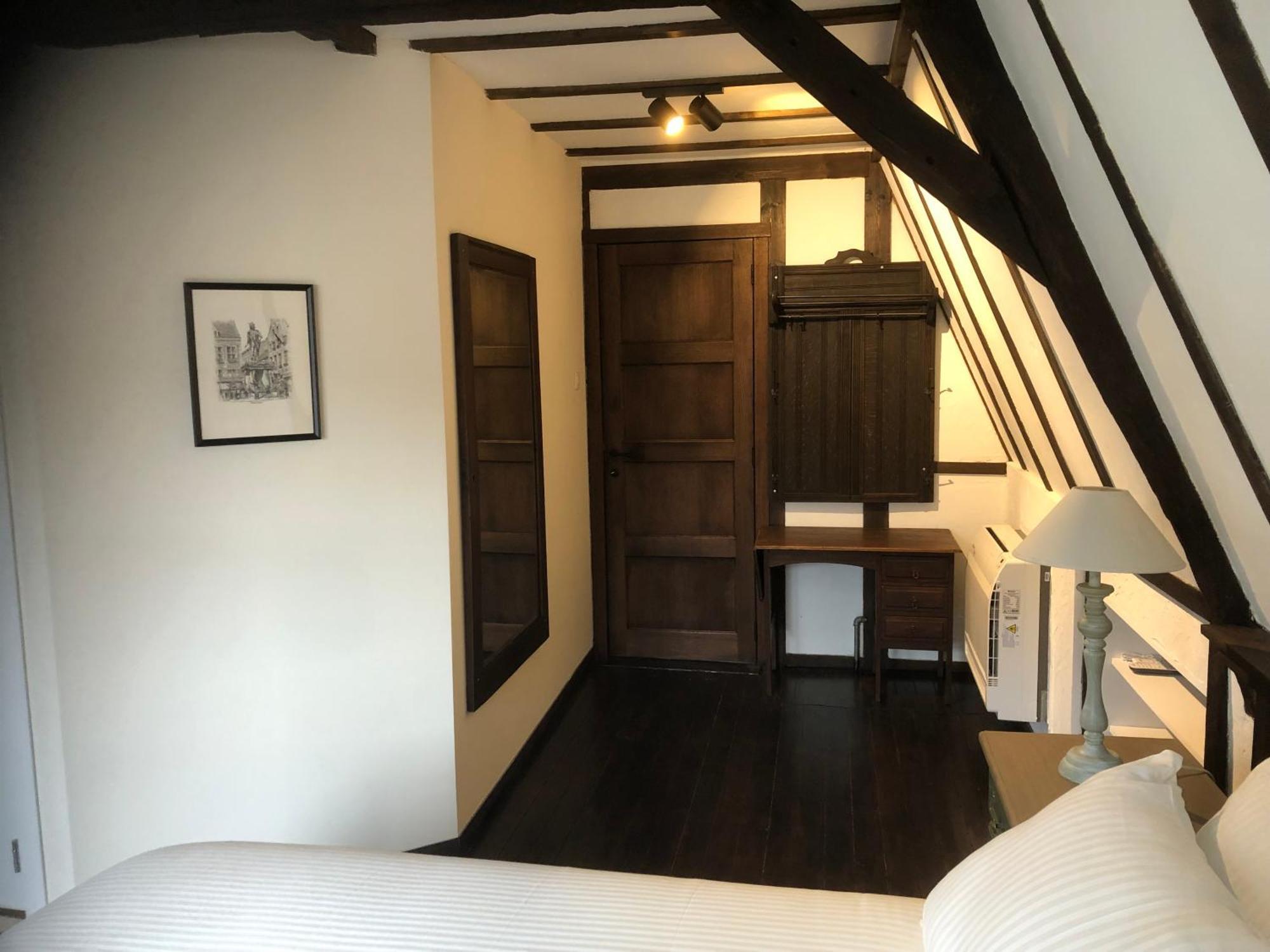De Pelgrim Hotel Tongeren Kültér fotó