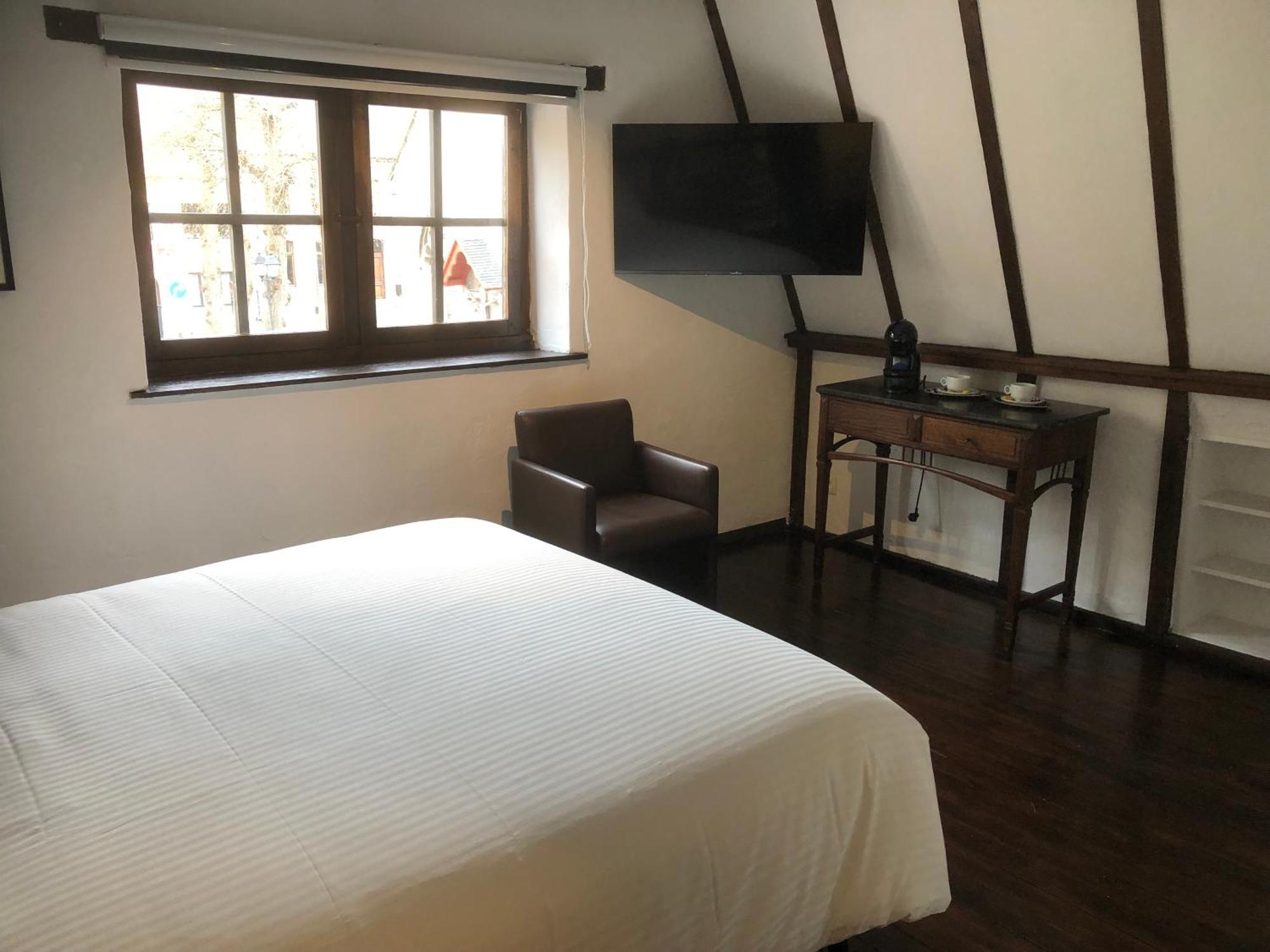 De Pelgrim Hotel Tongeren Kültér fotó